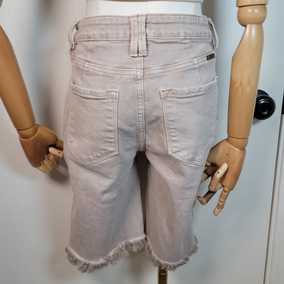KanCan Nora High Rise Modest Bermuda Shorts Size 5/26 - Picture 5 of 10